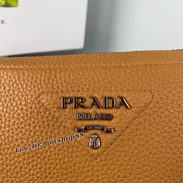 Prada專櫃新款雙肩帶鹿皮紋牛皮斜挎包 1BH082 普拉達頂級原單男士肩背包 csp1204